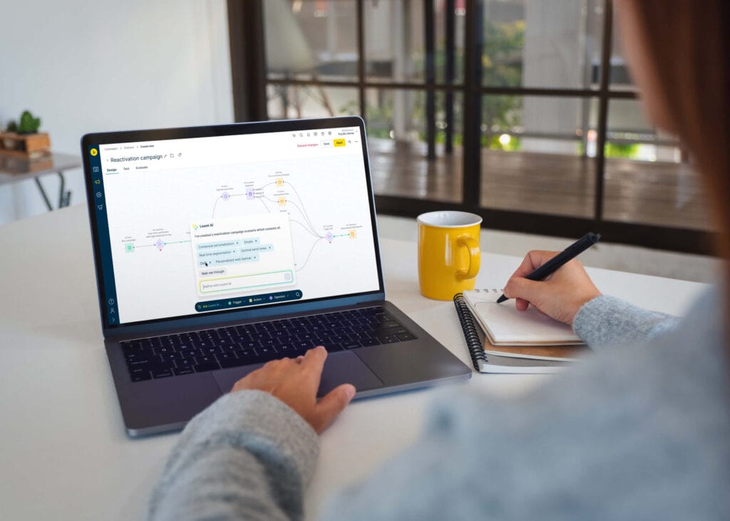 Marketer creating an omnichannel campaign to reduce CAC vs. CPA